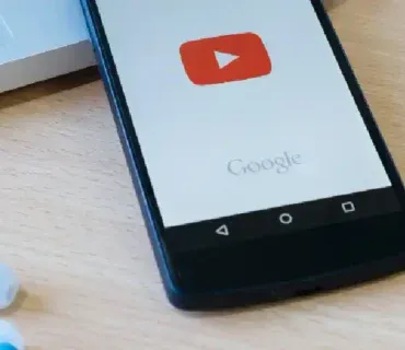 Comment créer une chaîne YouTube : étapes & astuces ?